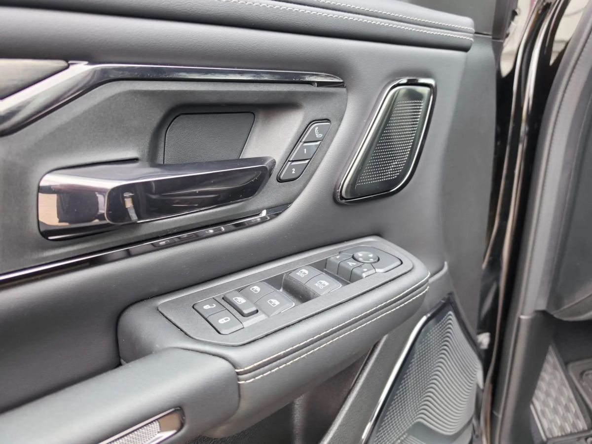 Фото автомобиля 11